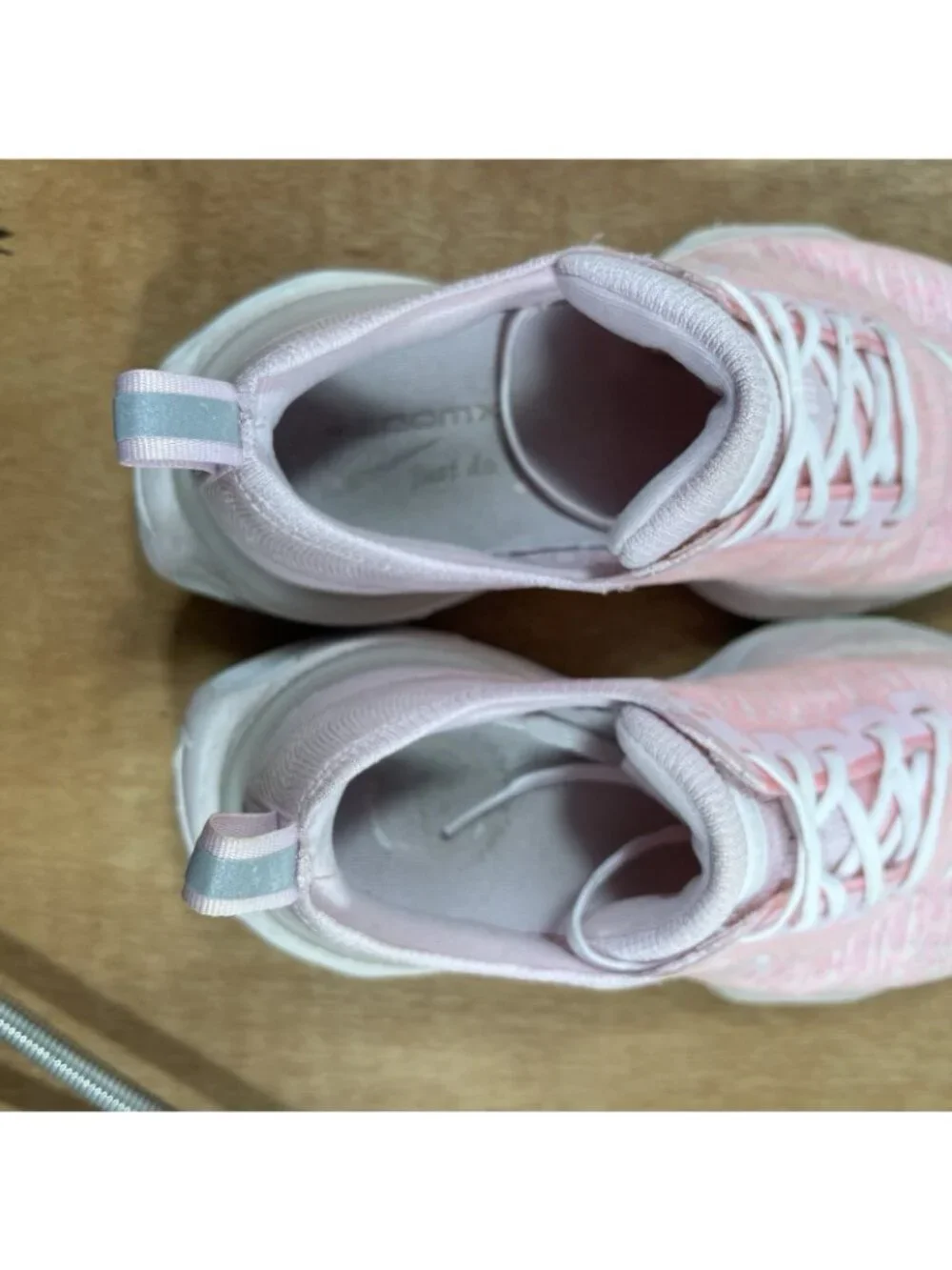 Nike ZoomX Invincible Run FK 3 Women Size 6 Wide Pink Foam Running FN7997-600